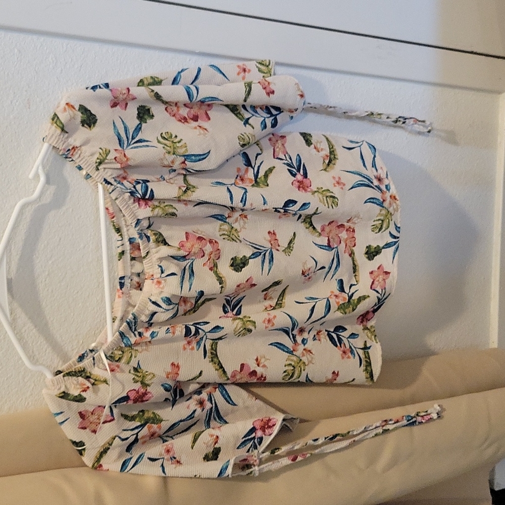 Off the shoulder short sleeve